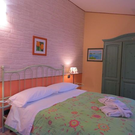 דולצ'אקווה B&B Dei Doria & Suite מראה חיצוני תמונה