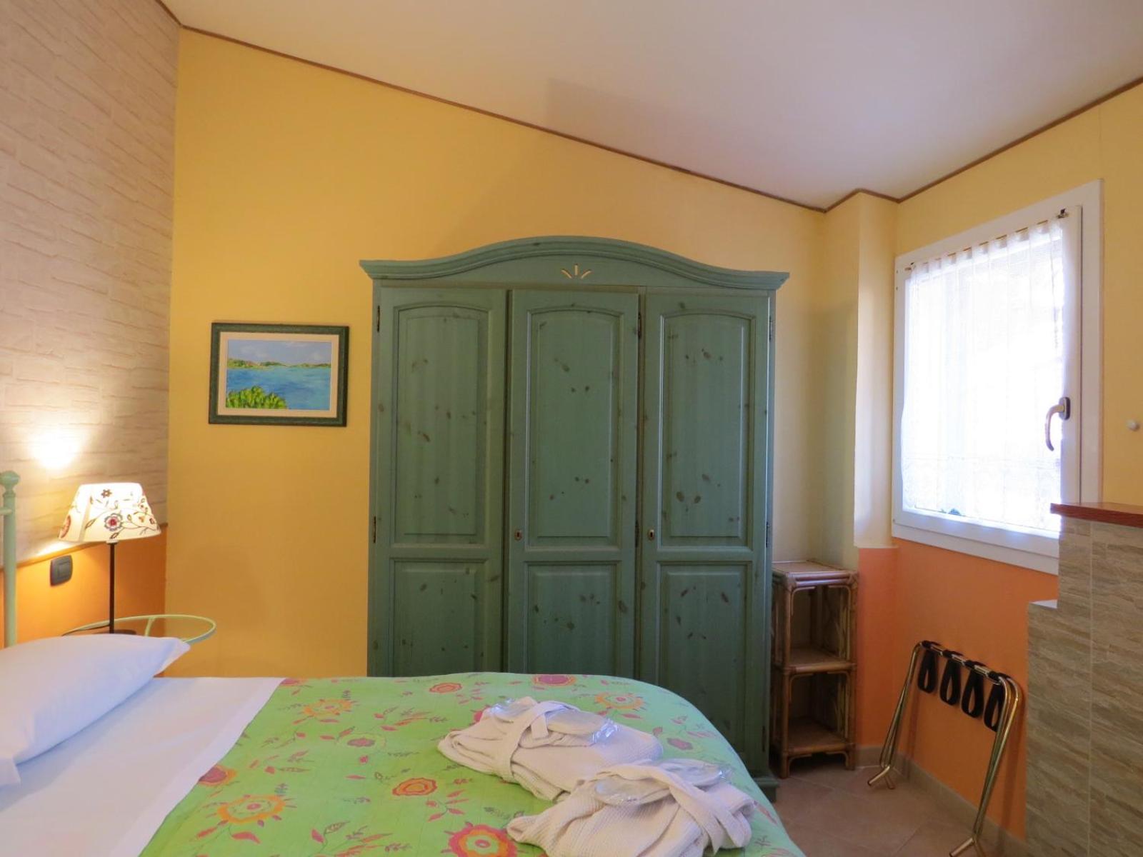 דולצ'אקווה B&B Dei Doria & Suite מראה חיצוני תמונה