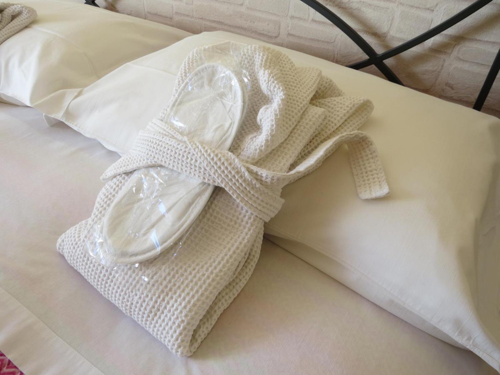 דולצ'אקווה B&B Dei Doria & Suite מראה חיצוני תמונה