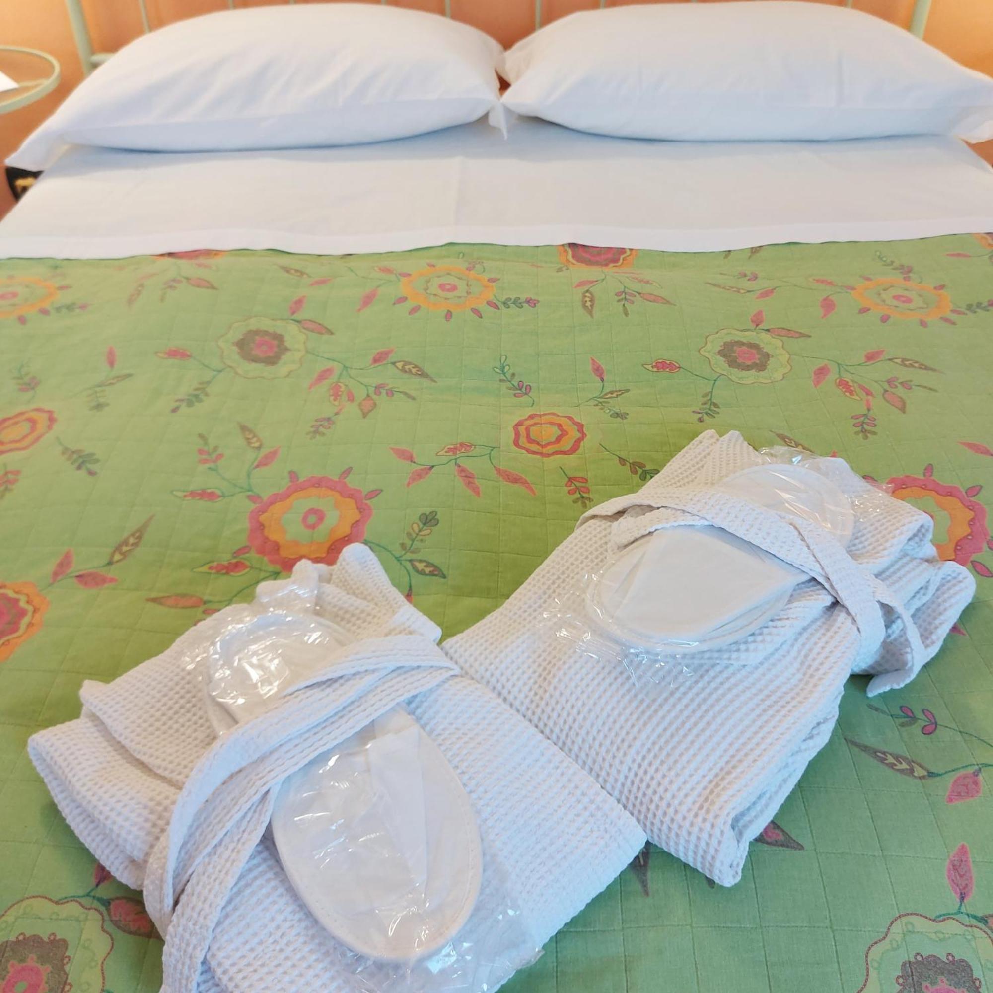 דולצ'אקווה B&B Dei Doria & Suite מראה חיצוני תמונה