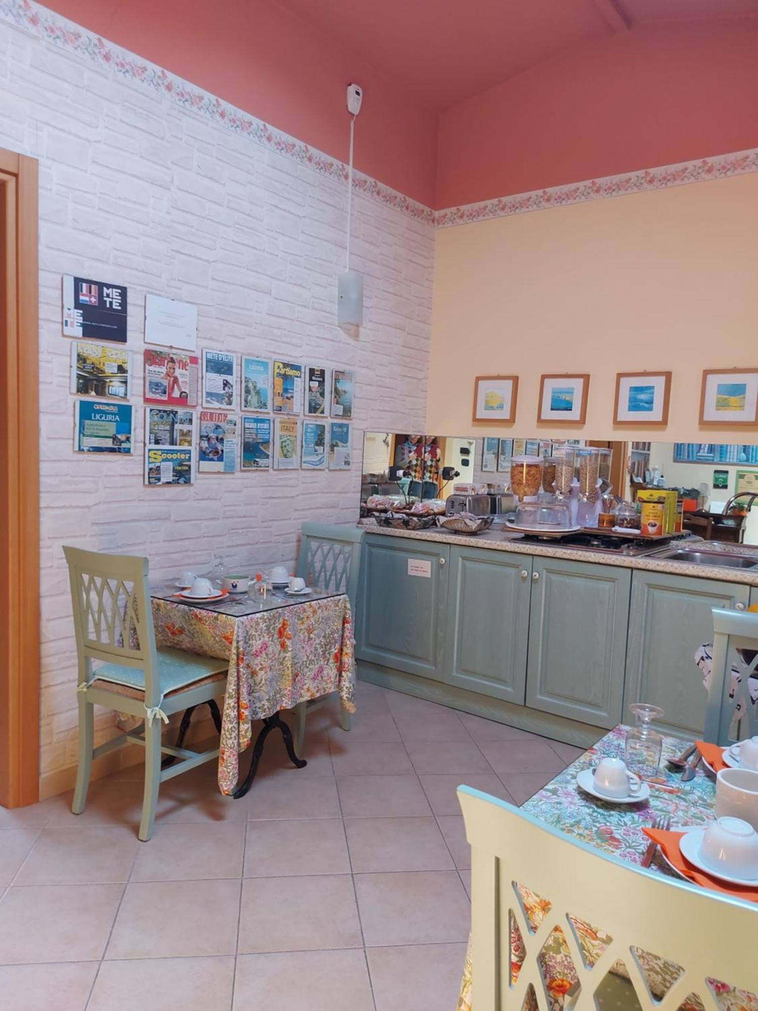 דולצ'אקווה B&B Dei Doria & Suite מראה חיצוני תמונה