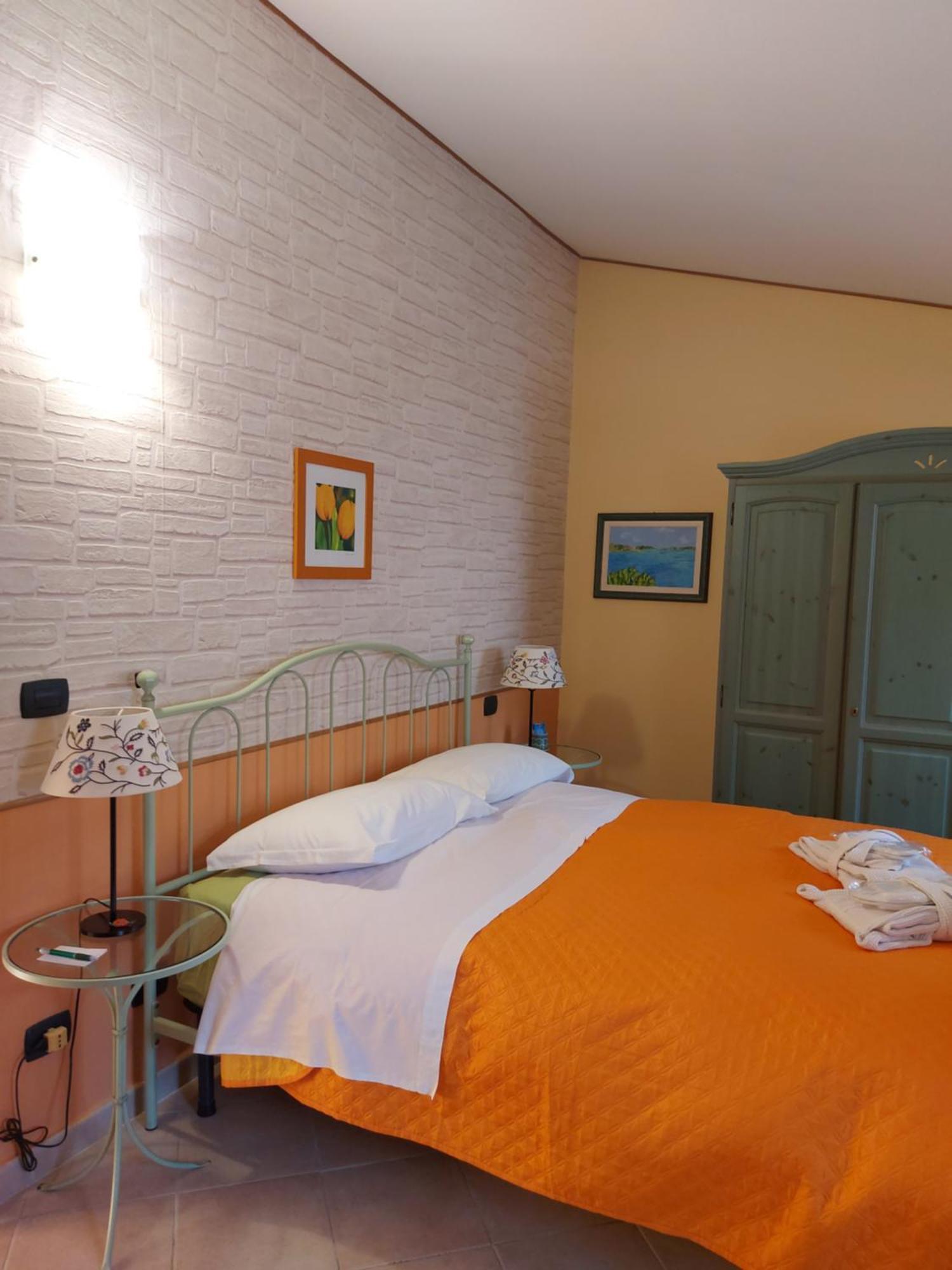 דולצ'אקווה B&B Dei Doria & Suite מראה חיצוני תמונה